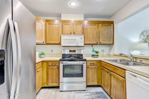 3554 Villa Place Jacksonville FL 32277