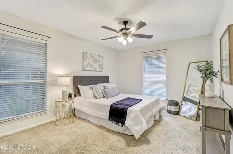 3554 Villa Place Jacksonville FL 32277