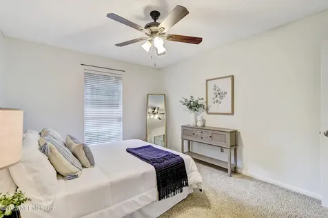 3554 Villa Place Jacksonville FL 32277
