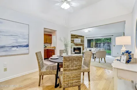 3554 Villa Place Jacksonville FL 32277