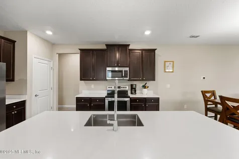2670 Hanberry Lane Green Cove Springs FL 32043