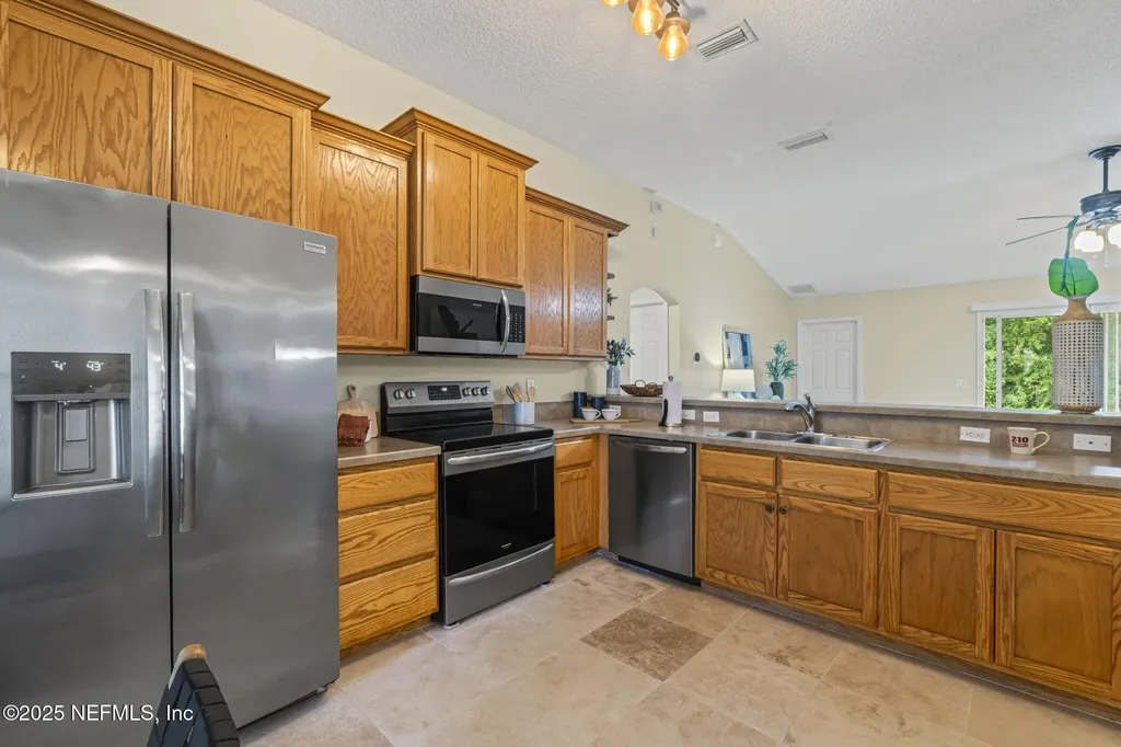 2734 Royal Pointe Drive Green Cove Springs FL 32043