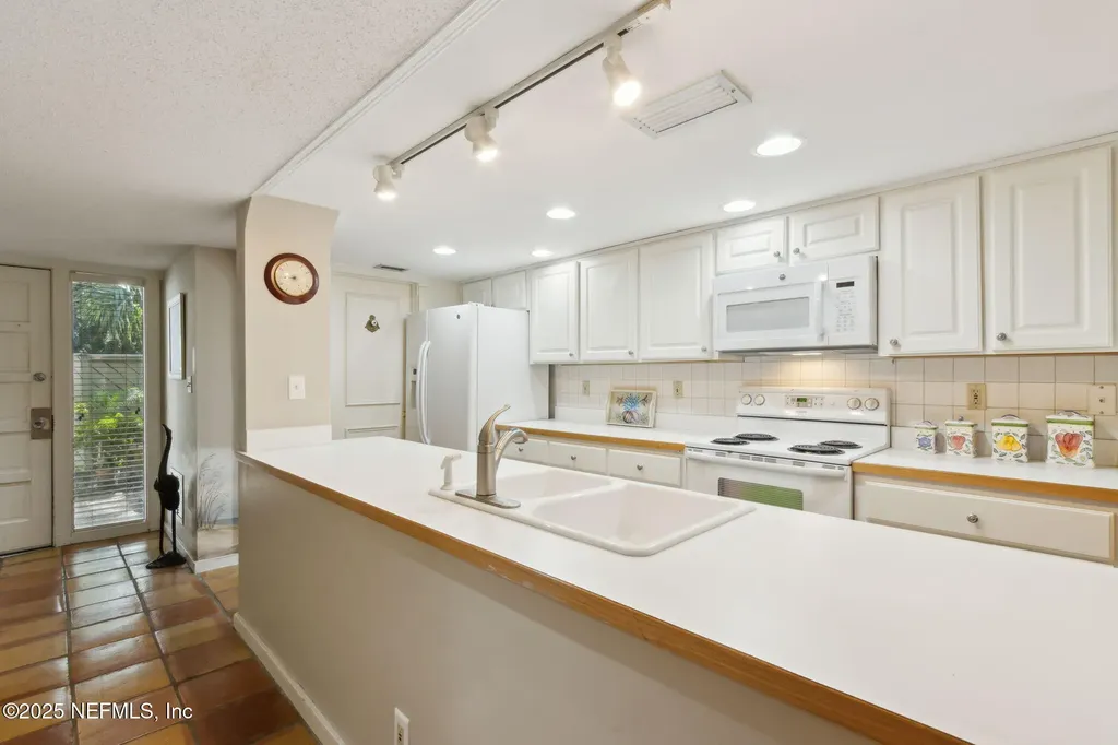 3028 Sea Marsh Road Fernandina Beach FL 32034