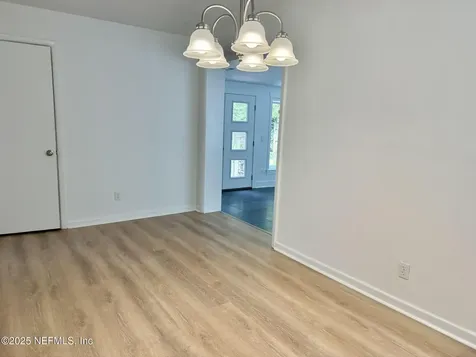3859 Via De La Reina Jacksonville FL 32217