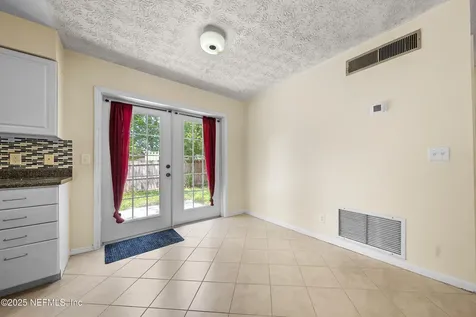 6066 Shakespeare Drive Jacksonville FL 32244