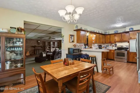 7045 Bonnie Brae Lane Jacksonville FL 32210