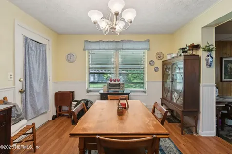 7045 Bonnie Brae Lane Jacksonville FL 32210