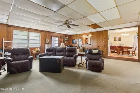 7045 Bonnie Brae Lane Jacksonville FL 32210