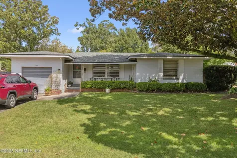 7045 Bonnie Brae Lane Jacksonville FL 32210