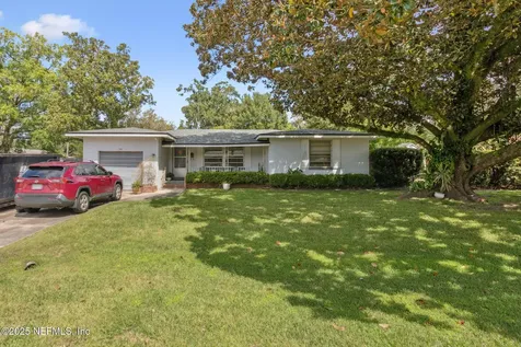 7045 Bonnie Brae Lane Jacksonville FL 32210