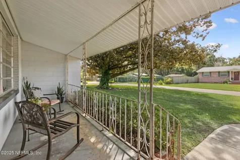 7045 Bonnie Brae Lane Jacksonville FL 32210