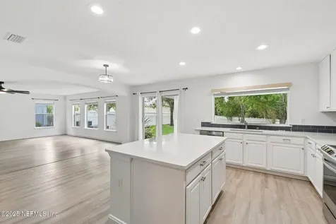 305 Carriage Hill Court St. Johns FL 32259