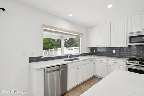 305 Carriage Hill Court St. Johns FL 32259