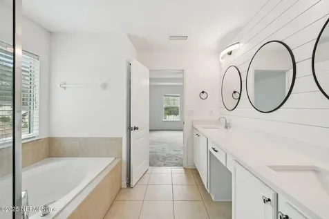 305 Carriage Hill Court St. Johns FL 32259