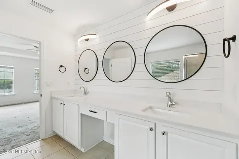 305 Carriage Hill Court St. Johns FL 32259