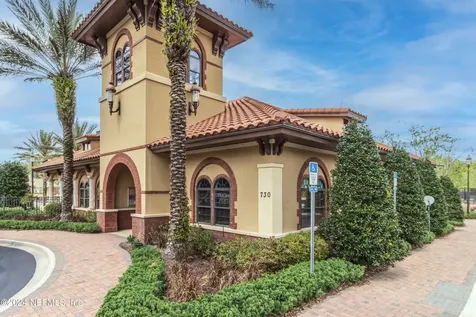 305 Carriage Hill Court St. Johns FL 32259