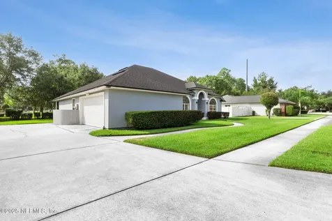 4520 Princess Labeth Court Jacksonville FL 32258