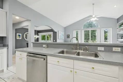 4520 Princess Labeth Court Jacksonville FL 32258