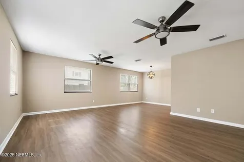252 Spring Forest Avenue Jacksonville FL 32216