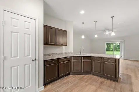 8231 Hewitt Street Jacksonville FL 32244