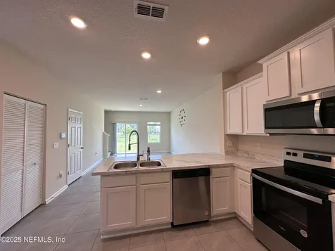 878 Observatory Parkway Jacksonville FL 32218