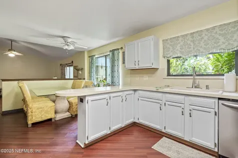 5562 Greenland Road Jacksonville FL 32258