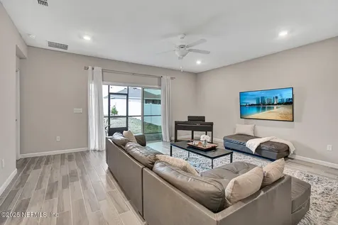 1641 Strawberry Creek Court Jacksonville FL 32211