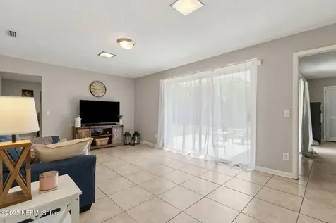 2806 Annette Circle Jacksonville FL 32216