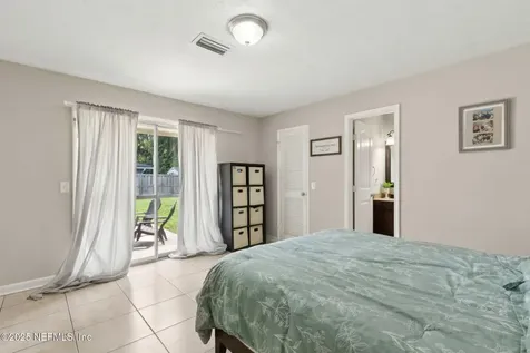 2806 Annette Circle Jacksonville FL 32216