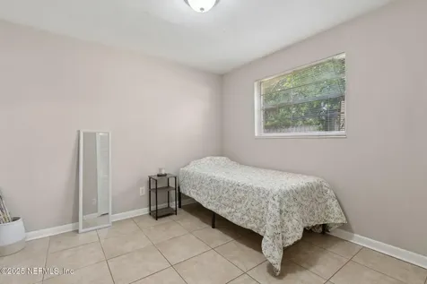 2806 Annette Circle Jacksonville FL 32216
