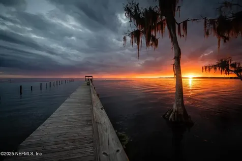 806 Paradise Boulevard Georgetown FL 32139