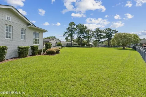 5035 Long Bow Road Jacksonville FL 32210