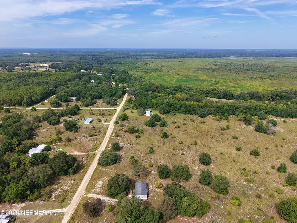 347 Chesser Monroe Road Hawthorne FL 32640