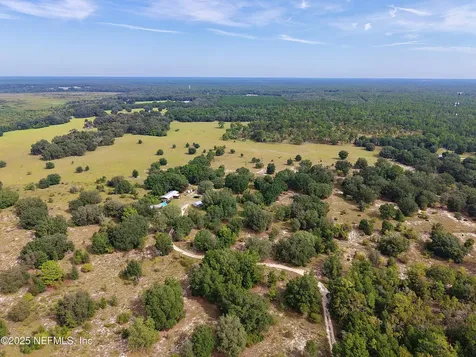 347 Chesser Monroe Road Hawthorne FL 32640