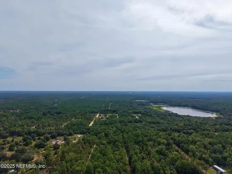 347 Chesser Monroe Road Hawthorne FL 32640