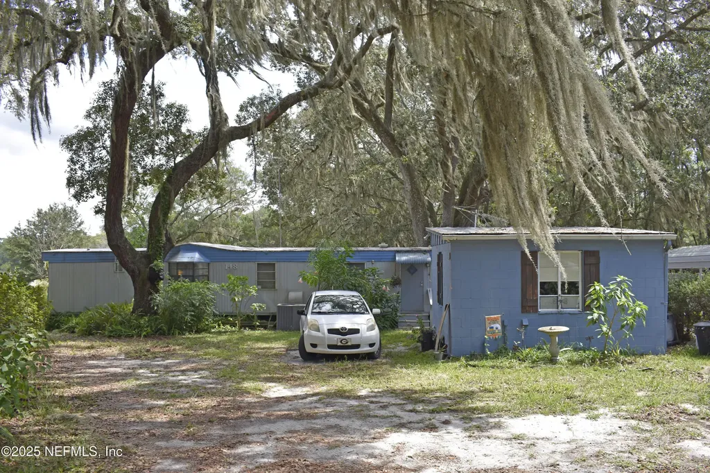 148 Swan Lake Drive Melrose FL 32666