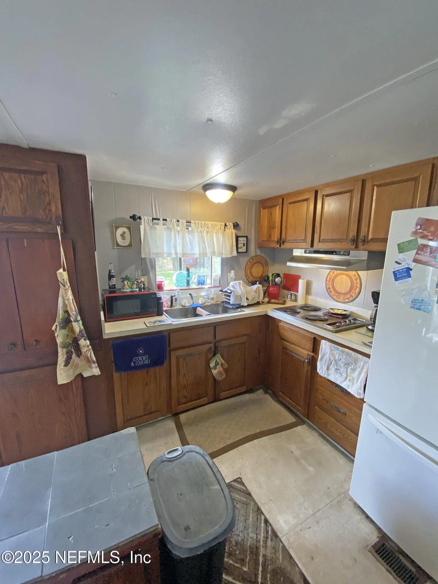 148 Swan Lake Drive Melrose FL 32666