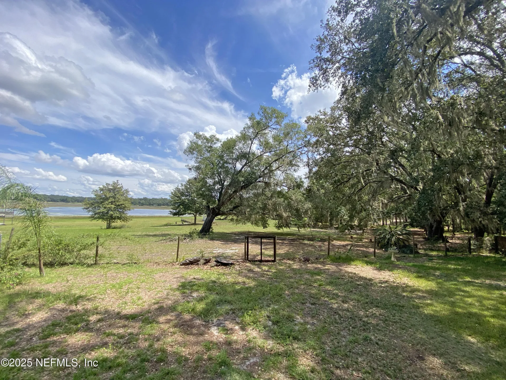 148 Swan Lake Drive Melrose FL 32666