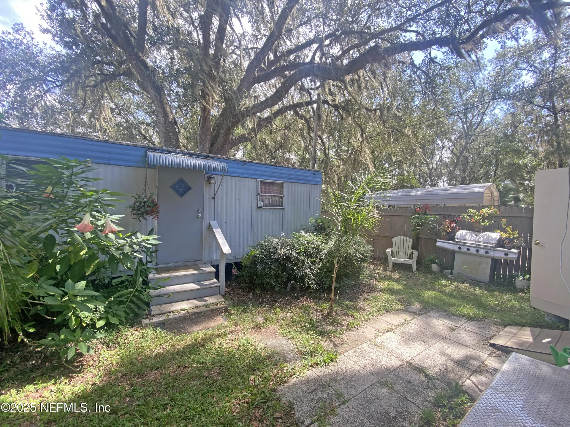 148 Swan Lake Drive Melrose FL 32666