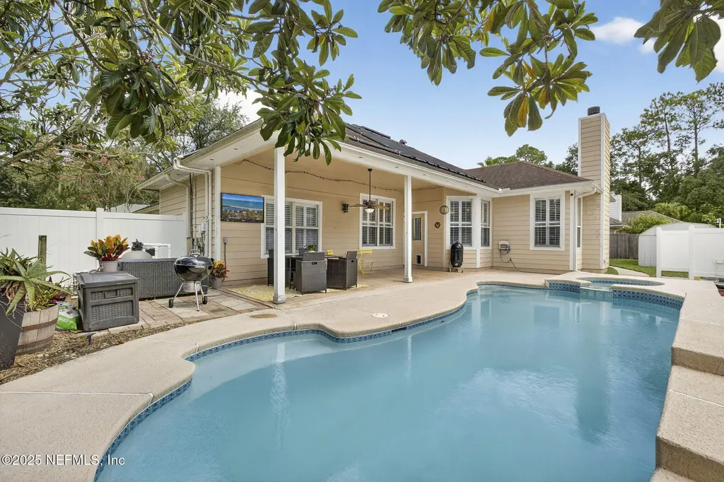 4562 Princess Labeth Court Jacksonville FL 32258