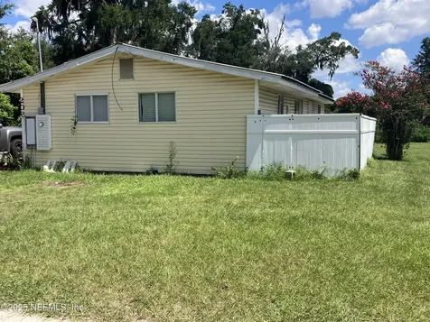 206 S Oakridge Avenue Green Cove Springs FL 32043