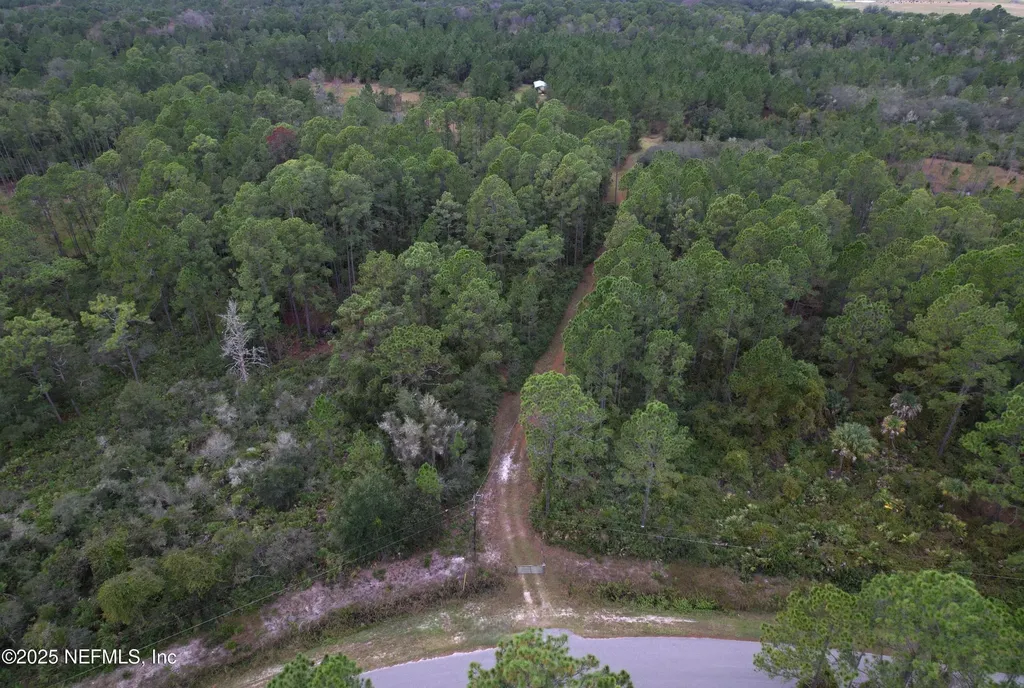 139 Lakeway Drive Georgetown FL 32139