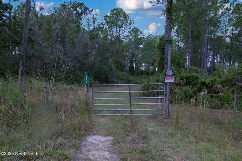139 Lakeway Drive Georgetown FL 32139