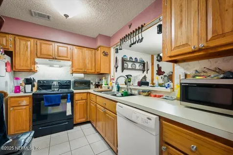 4480 Melissa Court W Jacksonville FL 32210