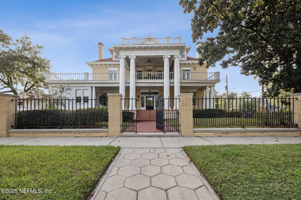 1636 King Street Jacksonville FL 32204