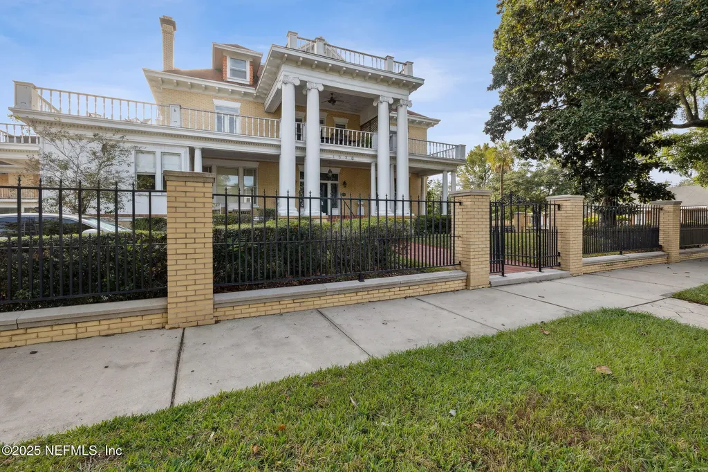 1636 King Street Jacksonville FL 32204