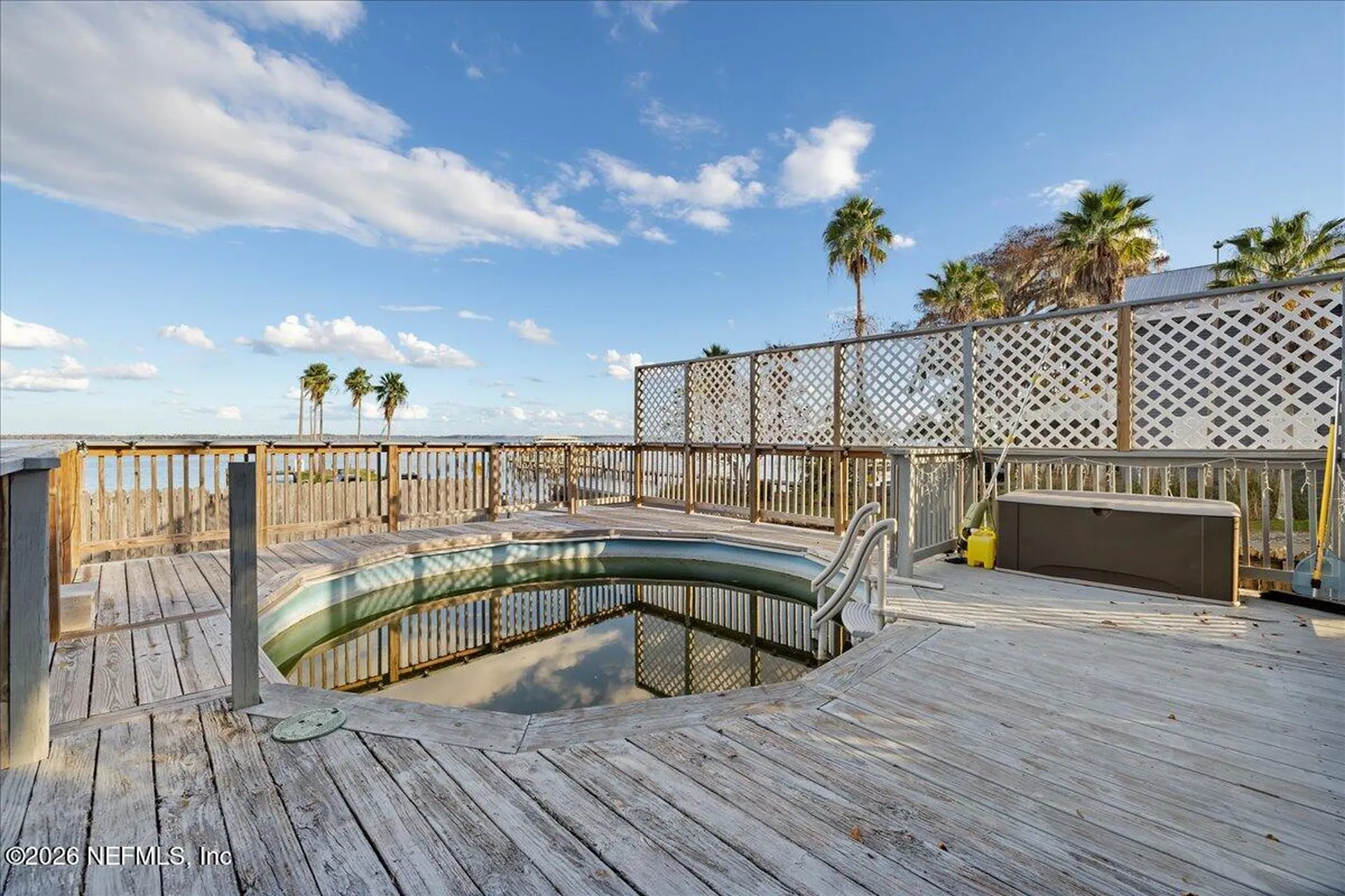 10 Central Avenue Crescent City FL 32112