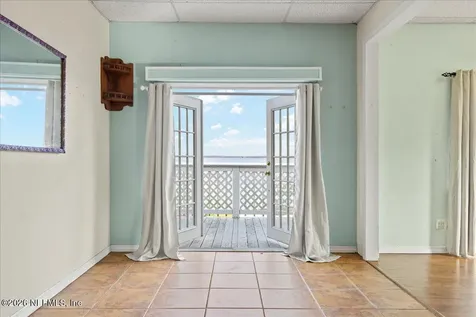 10 Central Avenue Crescent City FL 32112