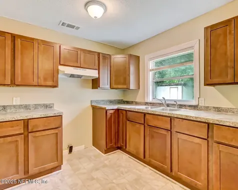 9621 Ronnie Street Jacksonville FL 32208