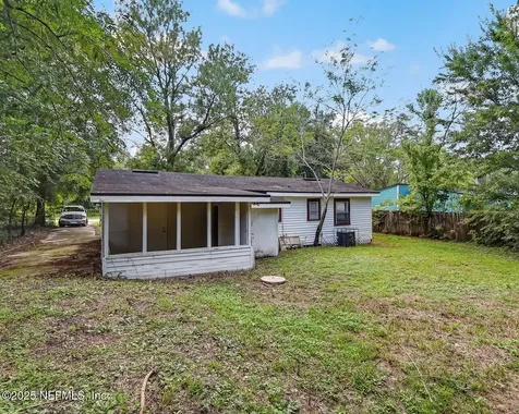9621 Ronnie Street Jacksonville FL 32208